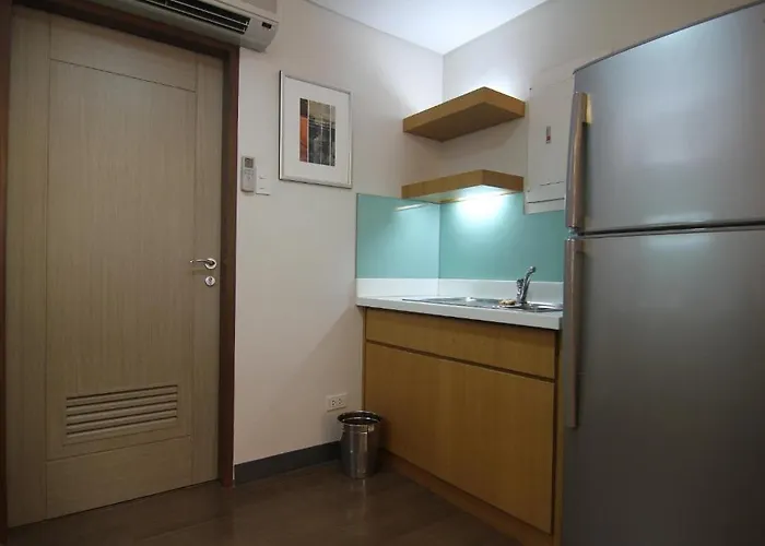 Lpi Centre Residences 3* Manila