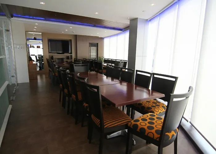 Lpi Centre Residences Manila