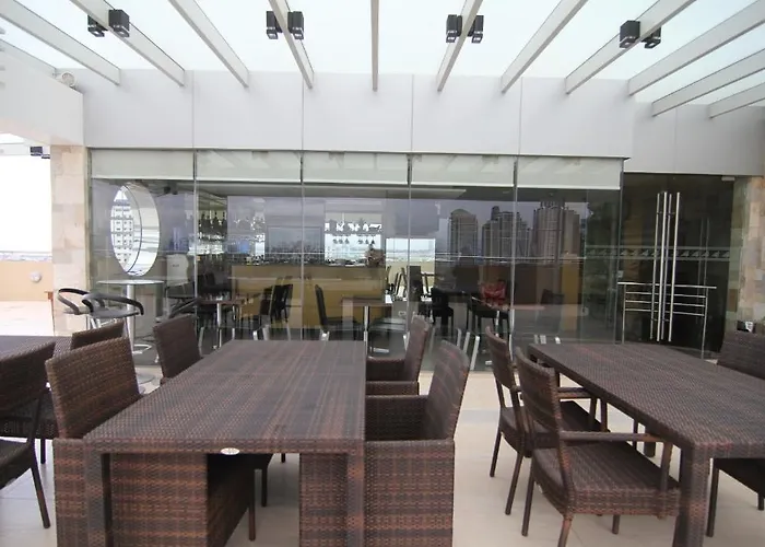 Aparthotel Lpi Centre Residences Manila